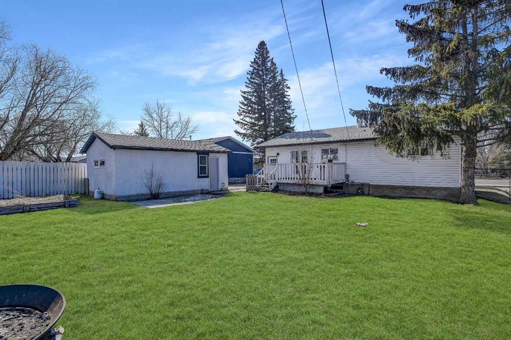 8503 100 Street  - Photo 33