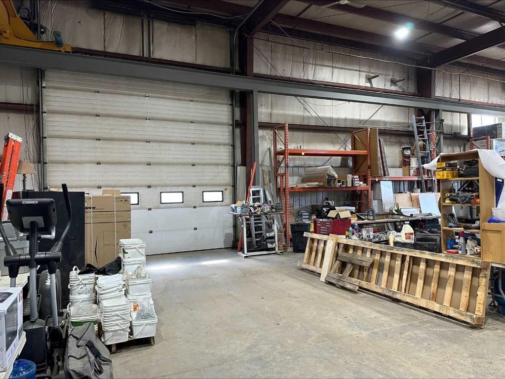 705071 Range Road 61   - Photo 27