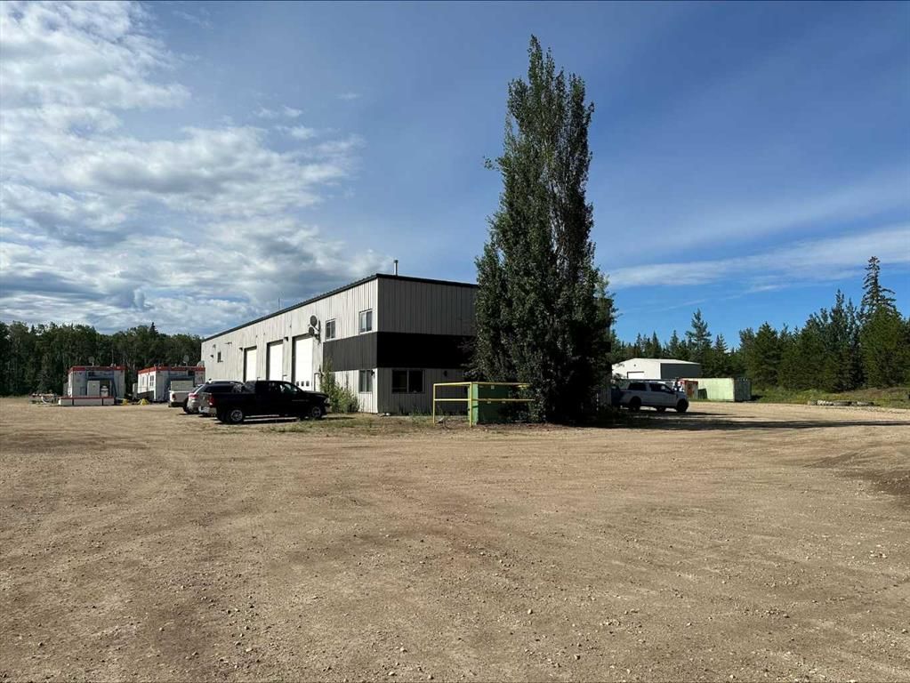 705071 Range Road 61   - Photo 5