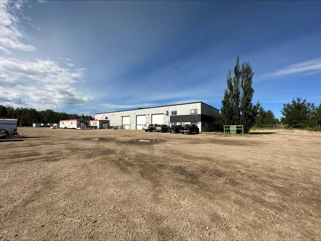 705071 Range Road 61   - Photo 9