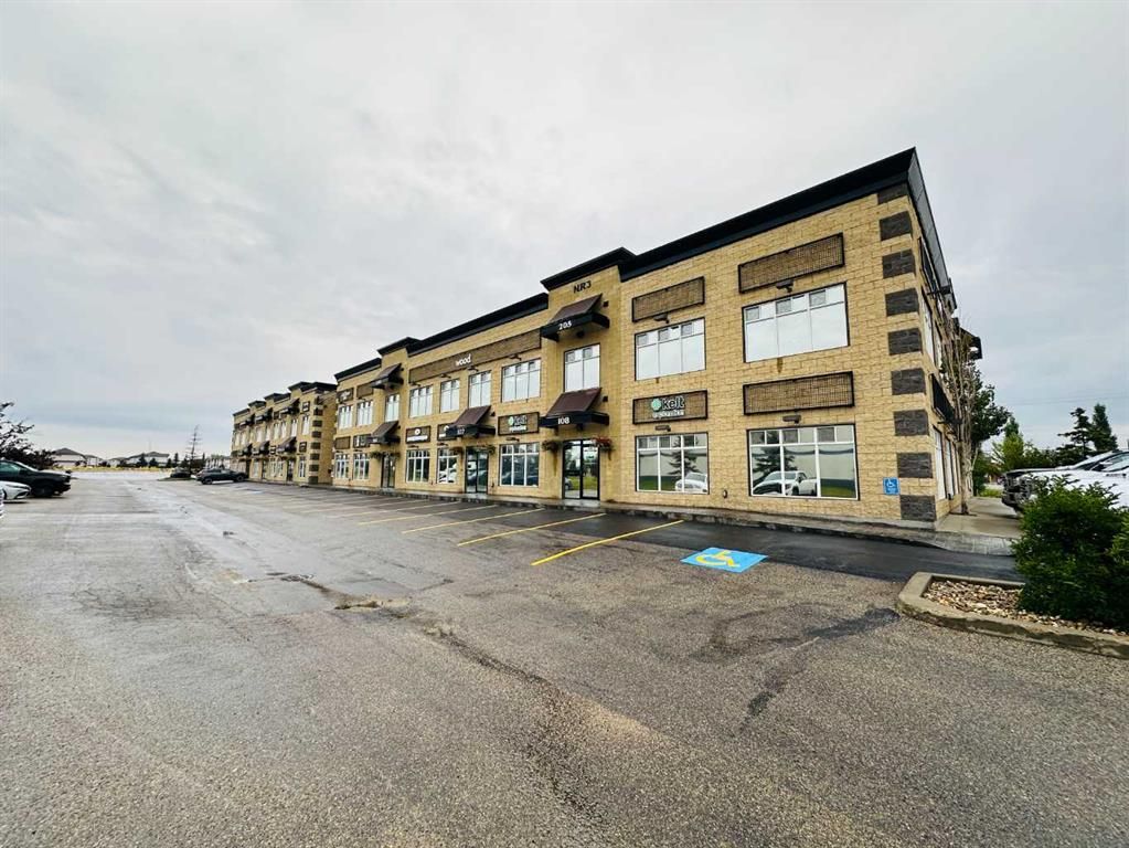 201, 10055 120 Avenue - Photo 1