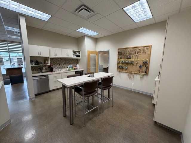 9815 116 Avenue  - Photo 4