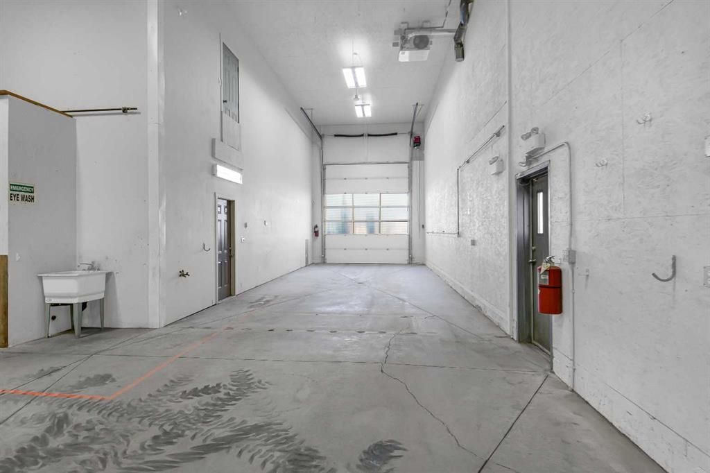12515 101 Street  - Photo 3