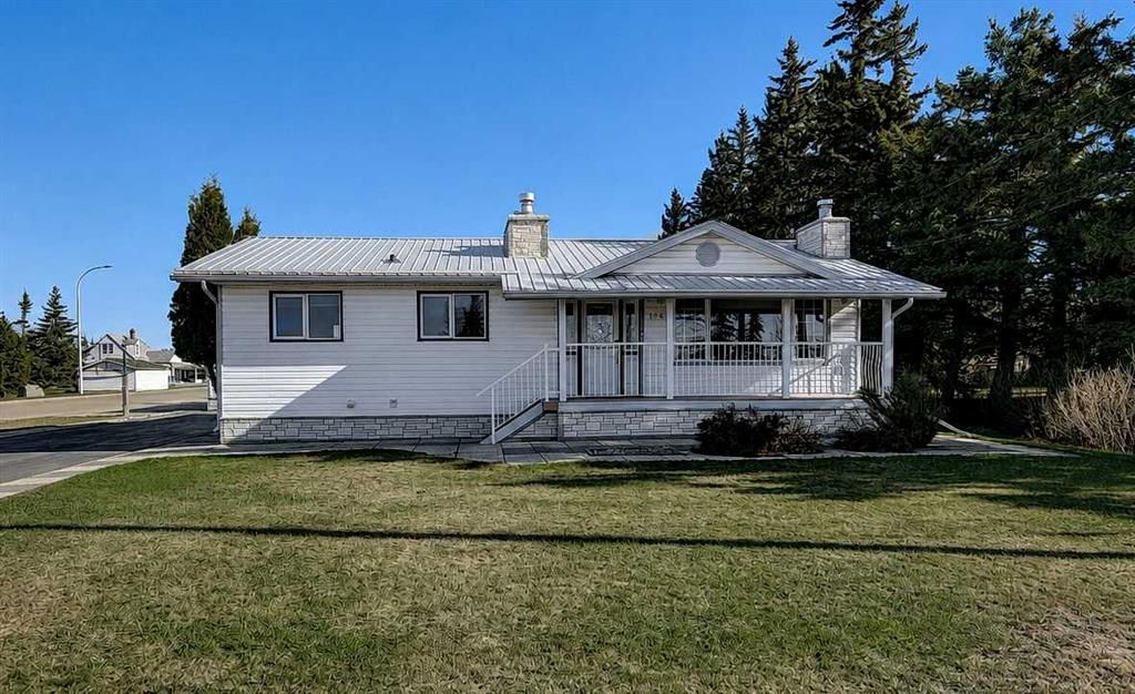 104 11th Street  - Photo 2