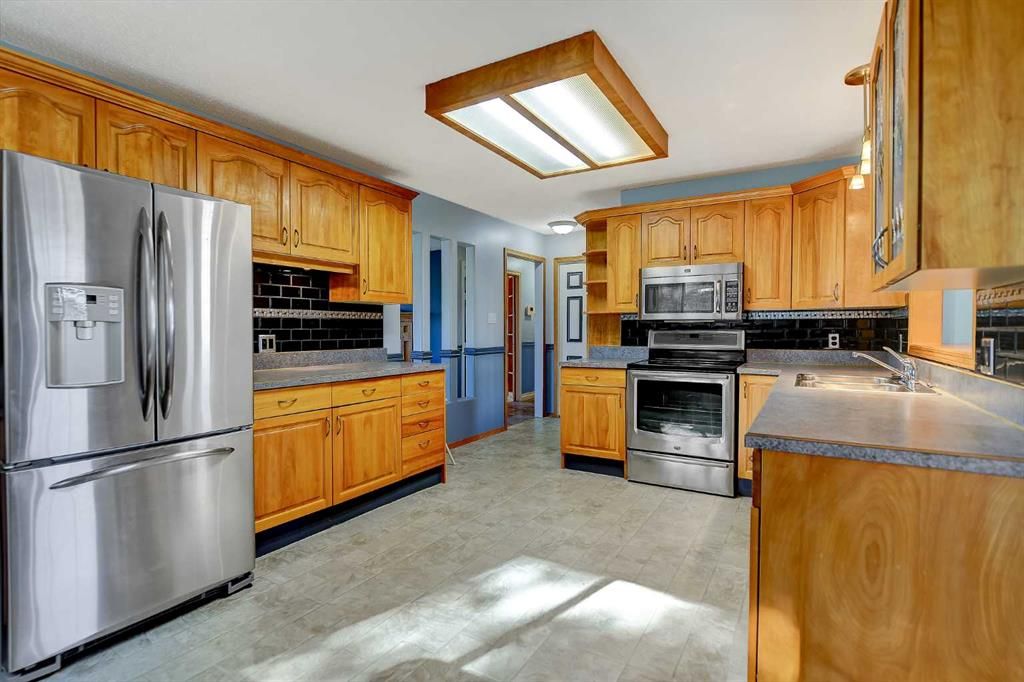 104 11th Street  - Photo 3