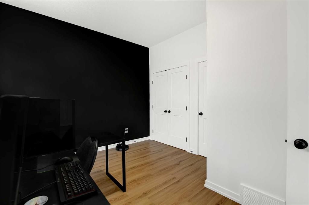 10509 152B Avenue  - Photo 33