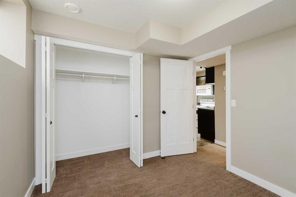 11553 75 Avenue  - Photo 20