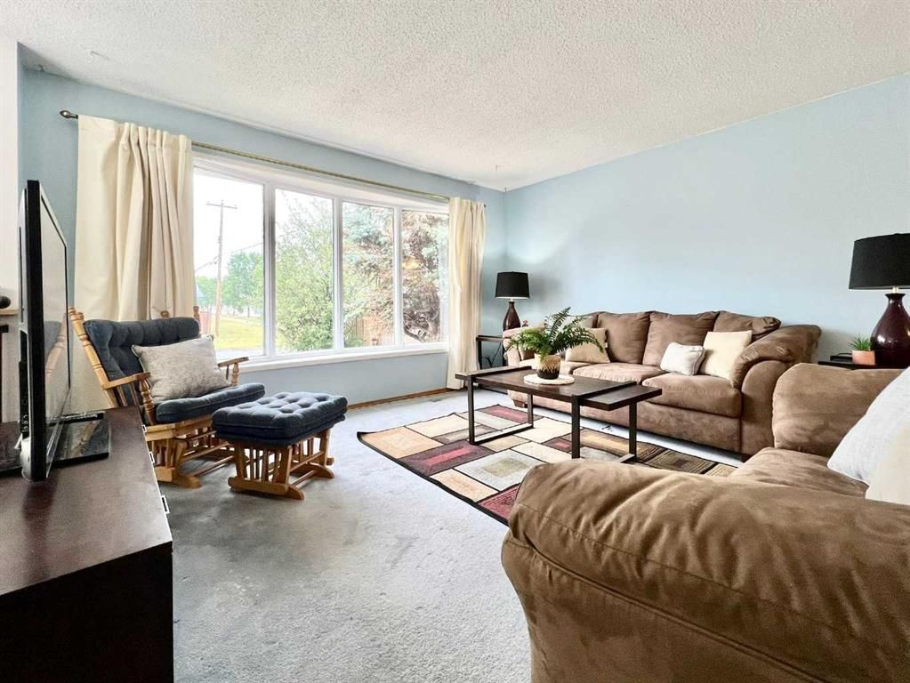 9205 111 Avenue  - Photo 11