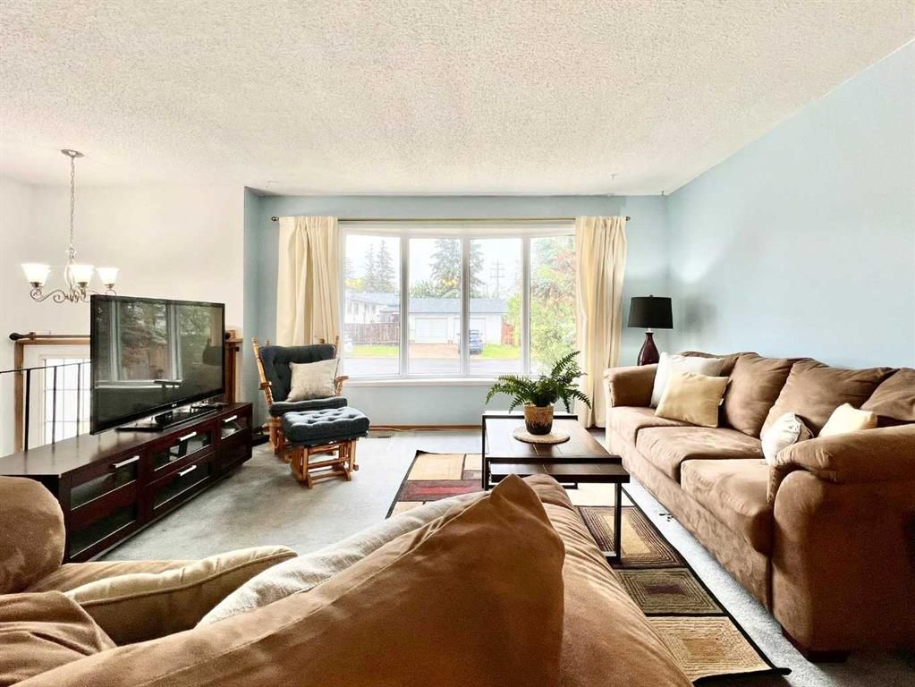 9205 111 Avenue  - Photo 14