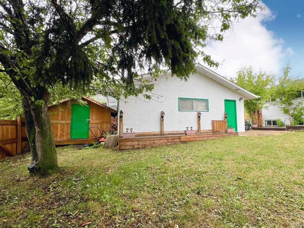 9205 111 Avenue  - Photo 7