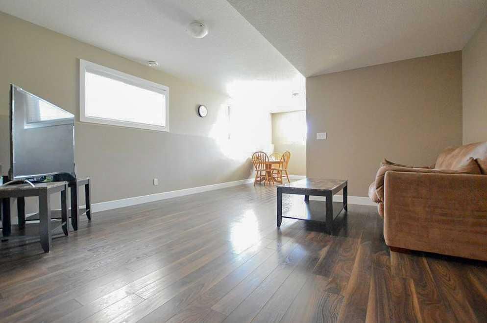 9029 80A Avenue  - Photo 18