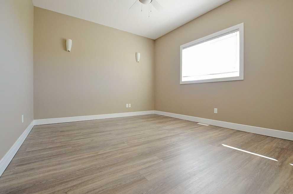 9029 80A Avenue  - Photo 9