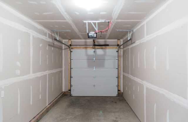 9541 113 Avenue  - Photo 35