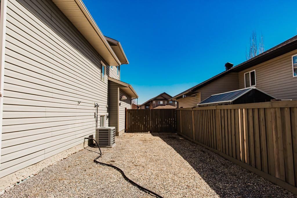 6510 110 Street  - Photo 38