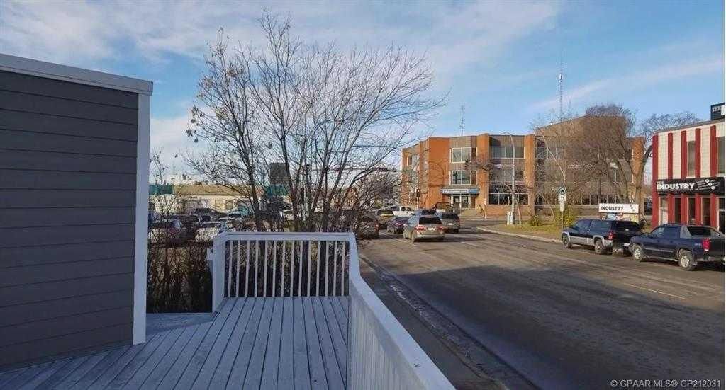 9731 100 Avenue  - Photo 10
