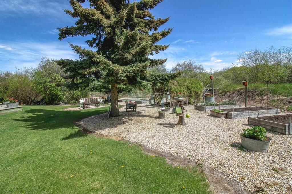 720047 Range Road 63   - Photo 41