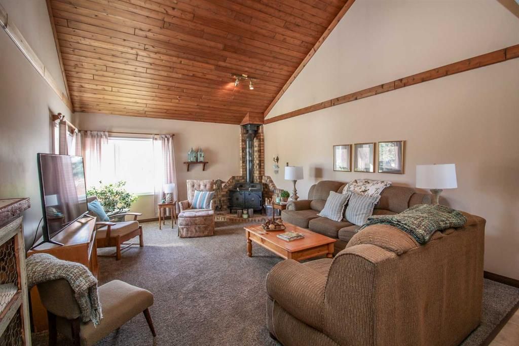 720047 Range Road 63   - Photo 8