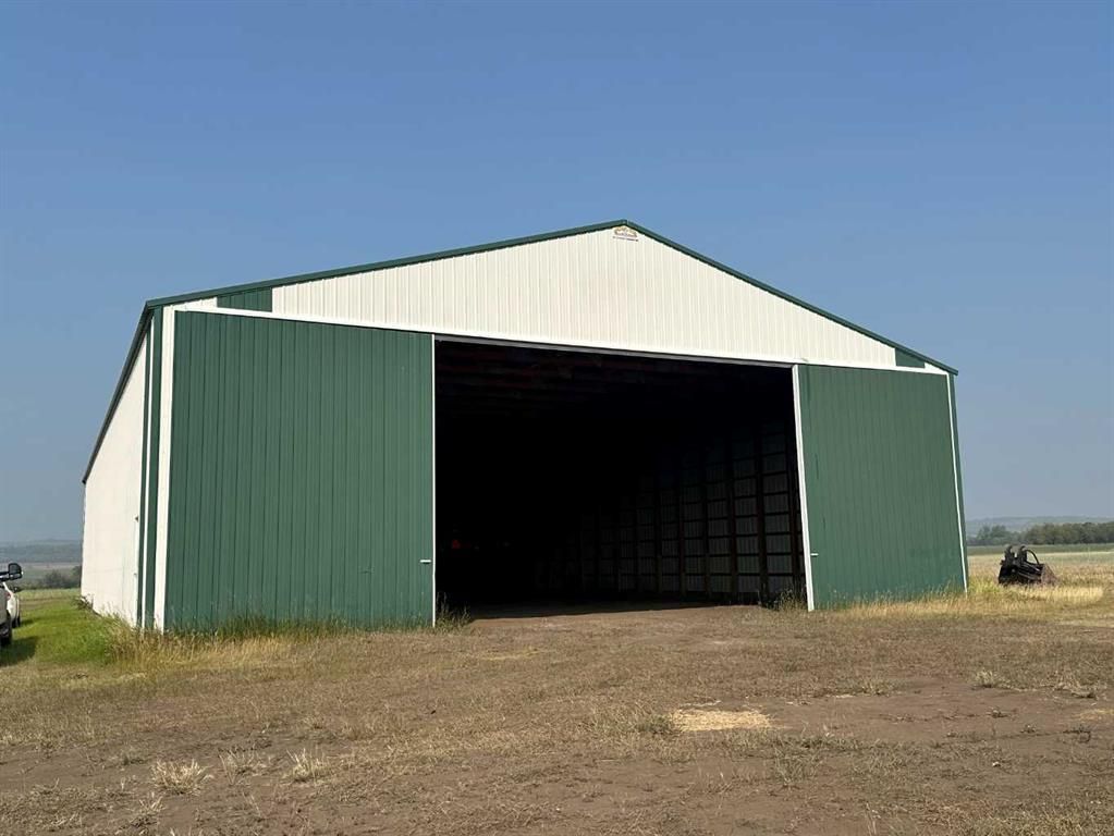742077 Range Road 64   - Photo 4