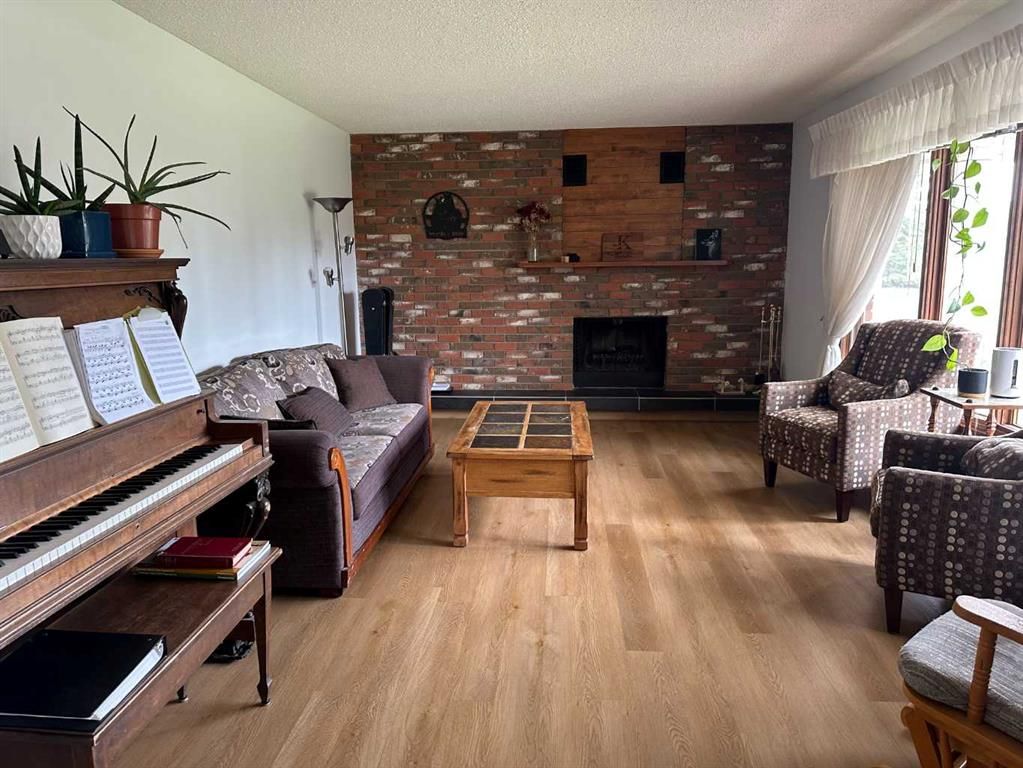 742077 Range Road 64   - Photo 8