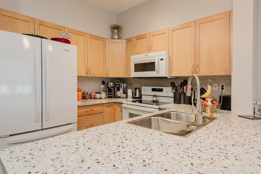 315, 12330 102 Street   - Photo 5