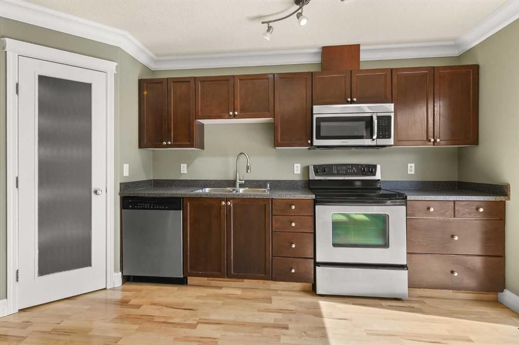 11353 82 Avenue  - Photo 7