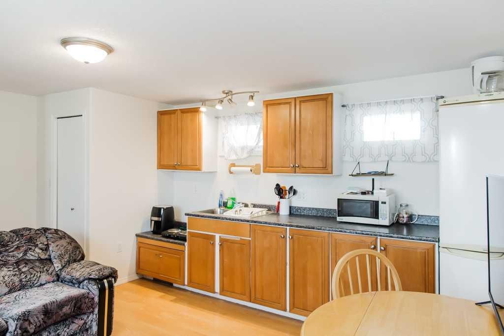 9915 101 Avenue  - Photo 38
