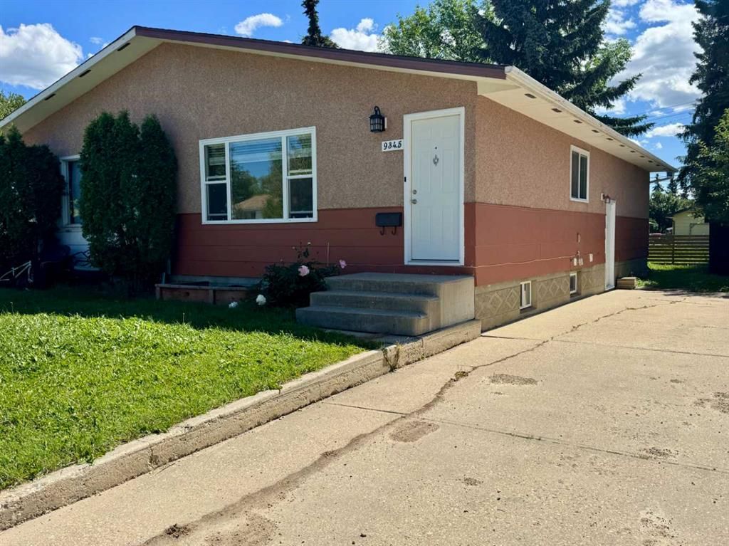9345 112A Avenue  - Photo 2