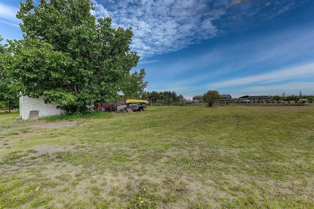 710 8th Avenue W - Photo 35
