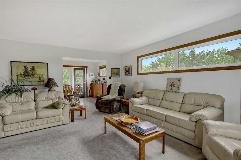 710 8th Avenue W - Photo 9