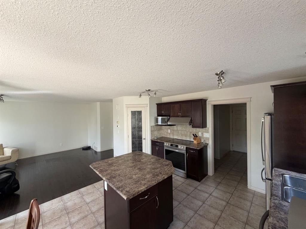 8829 89 Avenue  - Photo 11