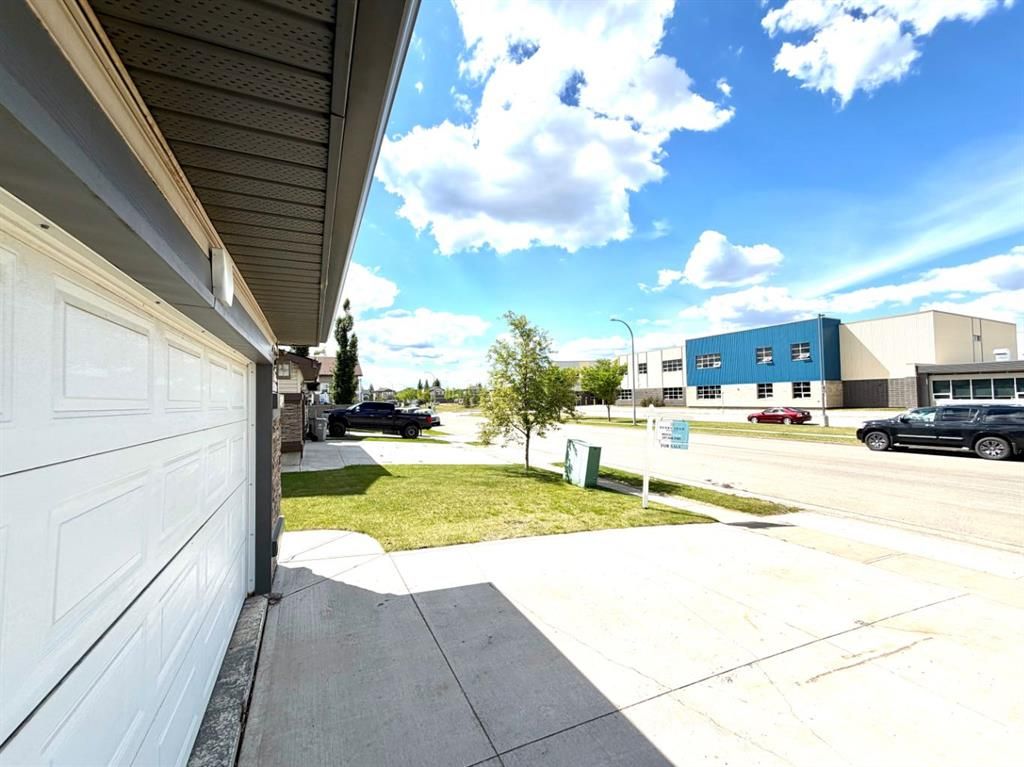 8829 89 Avenue  - Photo 5