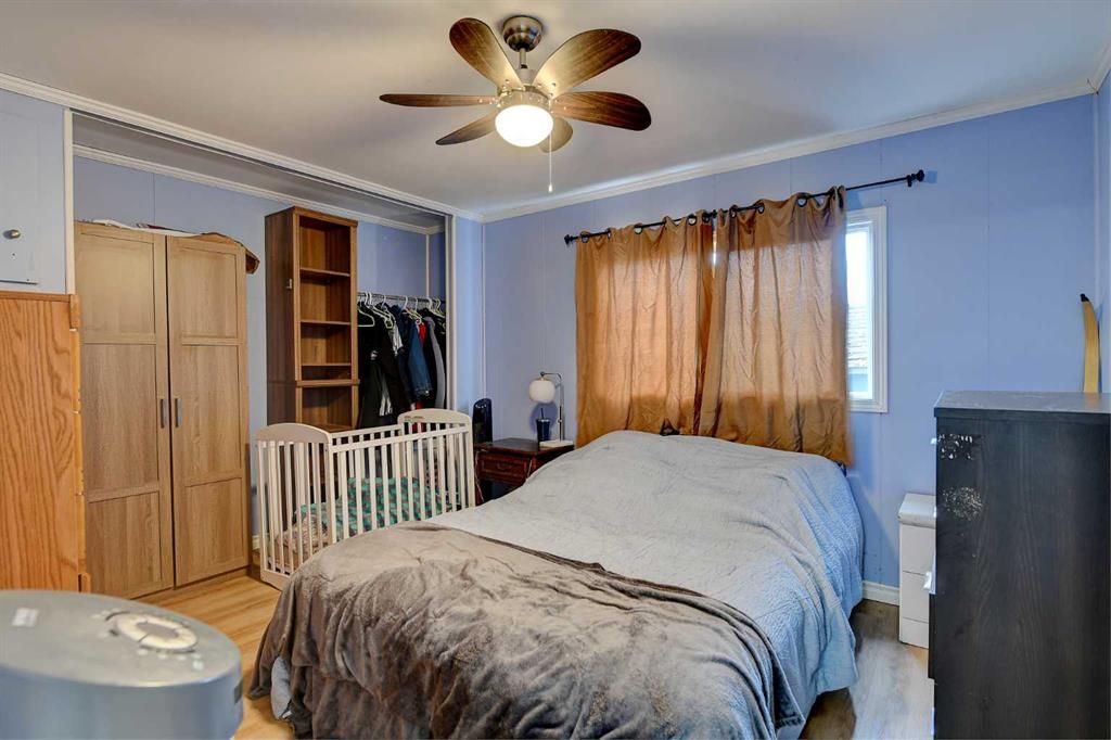 9766 119A Avenue  - Photo 16