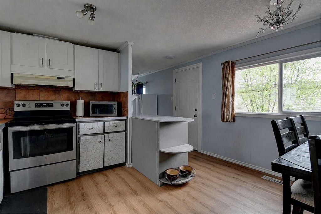 9766 119A Avenue  - Photo 8