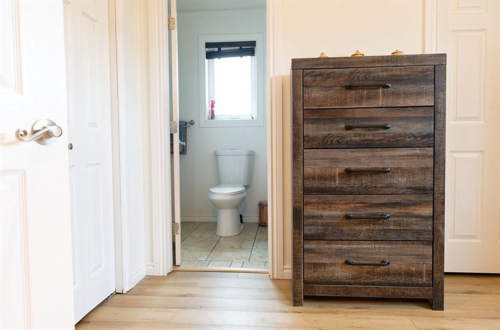 31039 Township Road 734   - Photo 21