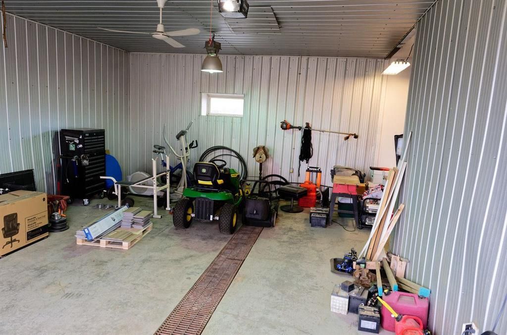 31039 Township Road 734   - Photo 30