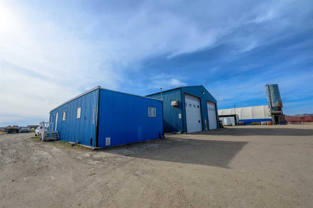 10350 144 Avenue  - Photo 1