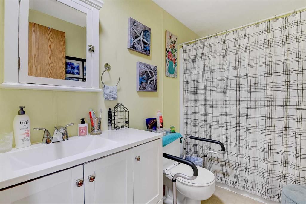 10301 99 Avenue  - Photo 11