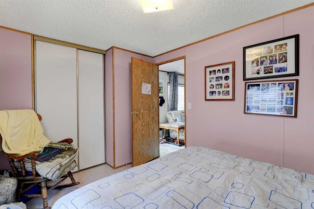 10301 99 Avenue  - Photo 15