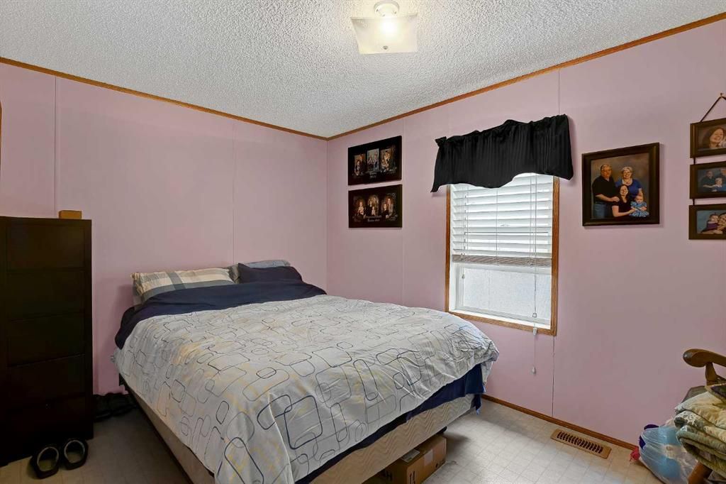 10301 99 Avenue  - Photo 16