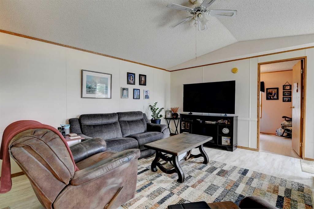 10301 99 Avenue  - Photo 5