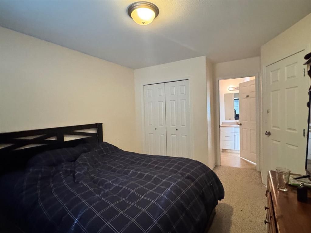 6301 88a Street  - Photo 17