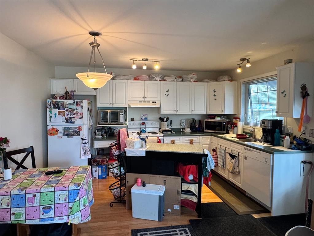 6301 88a Street  - Photo 24