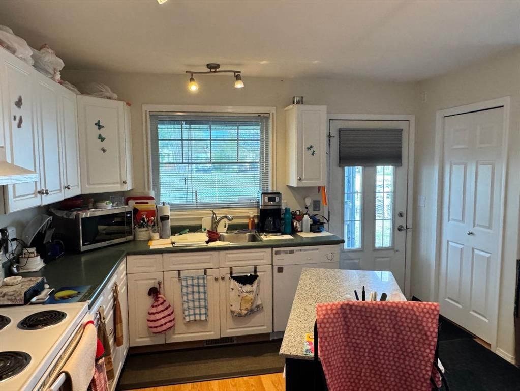 6301 88a Street  - Photo 25