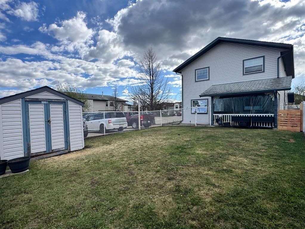 6301 88a Street  - Photo 37