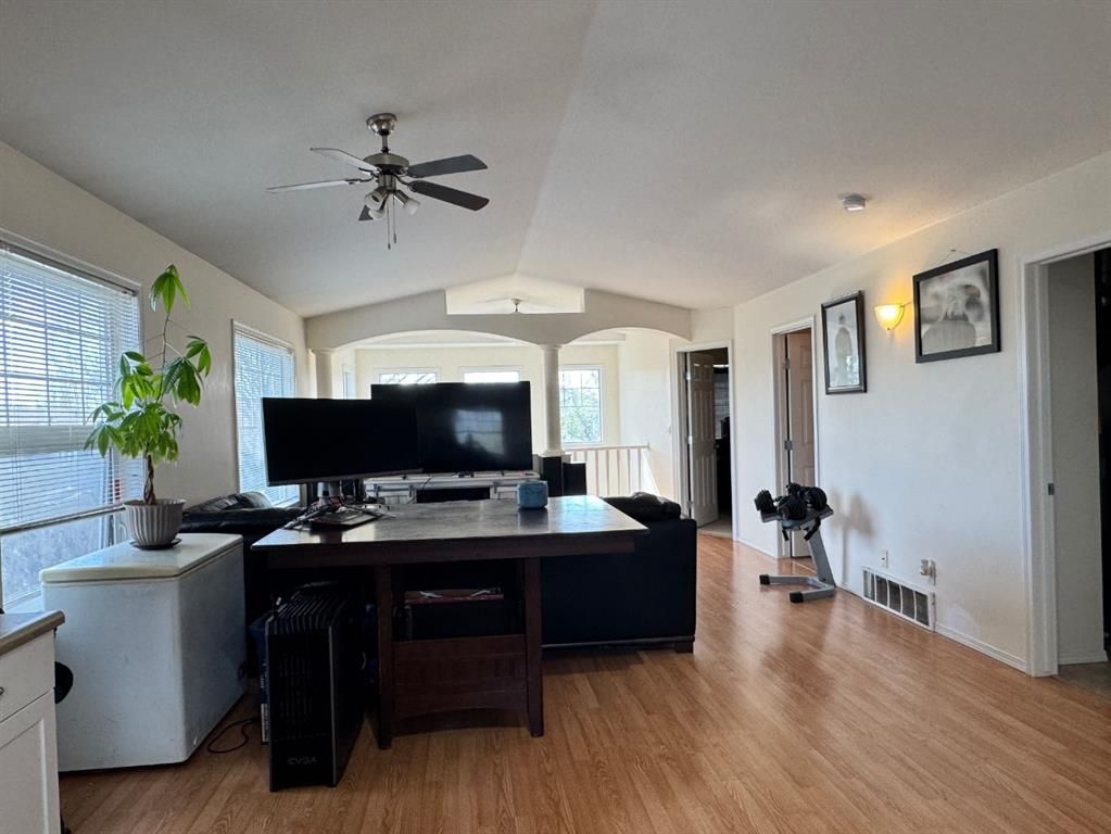 6301 88a Street  - Photo 8