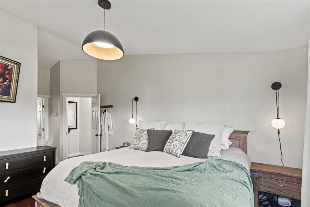 7726 Saxony Road  - Photo 12