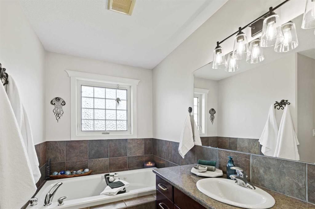 7726 Saxony Road  - Photo 13