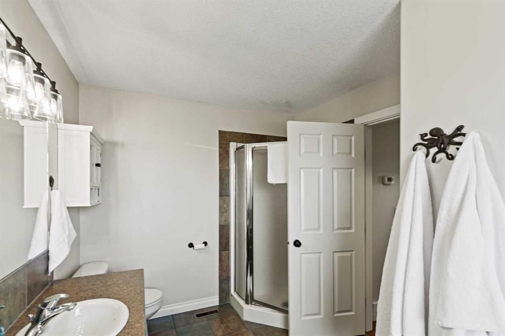 7726 Saxony Road  - Photo 14