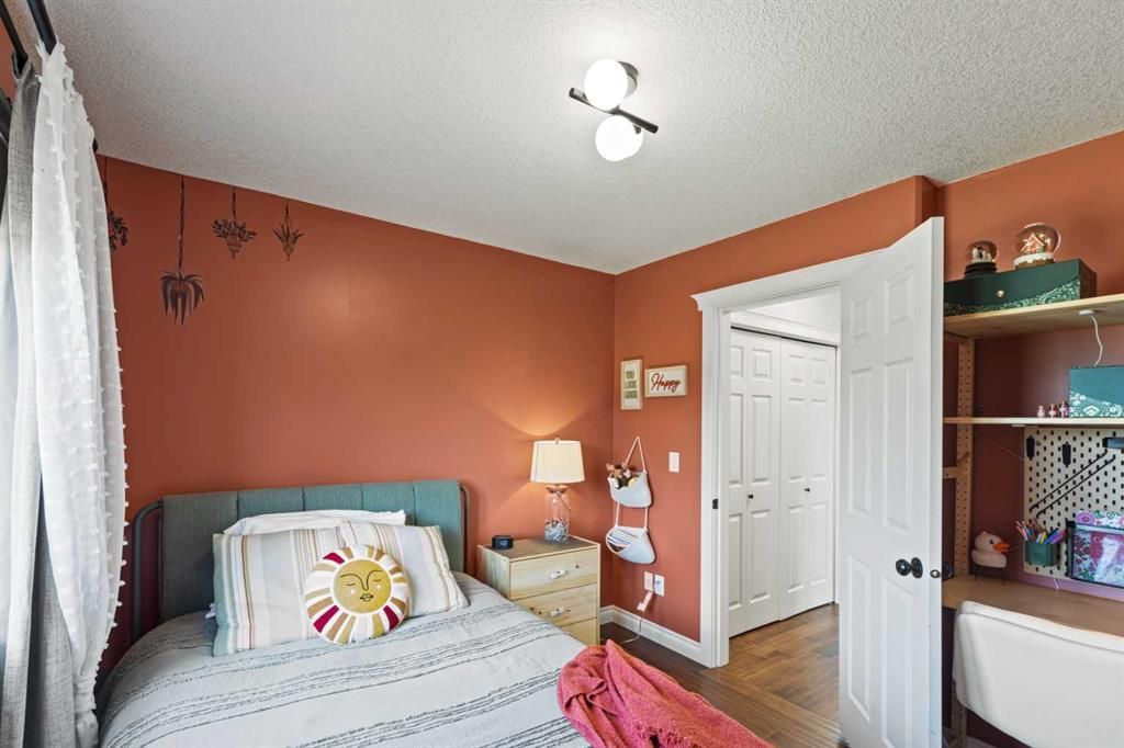 7726 Saxony Road  - Photo 22