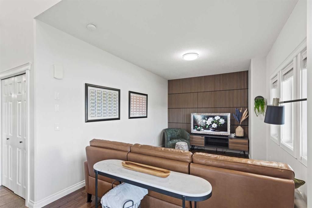 7726 Saxony Road  - Photo 9